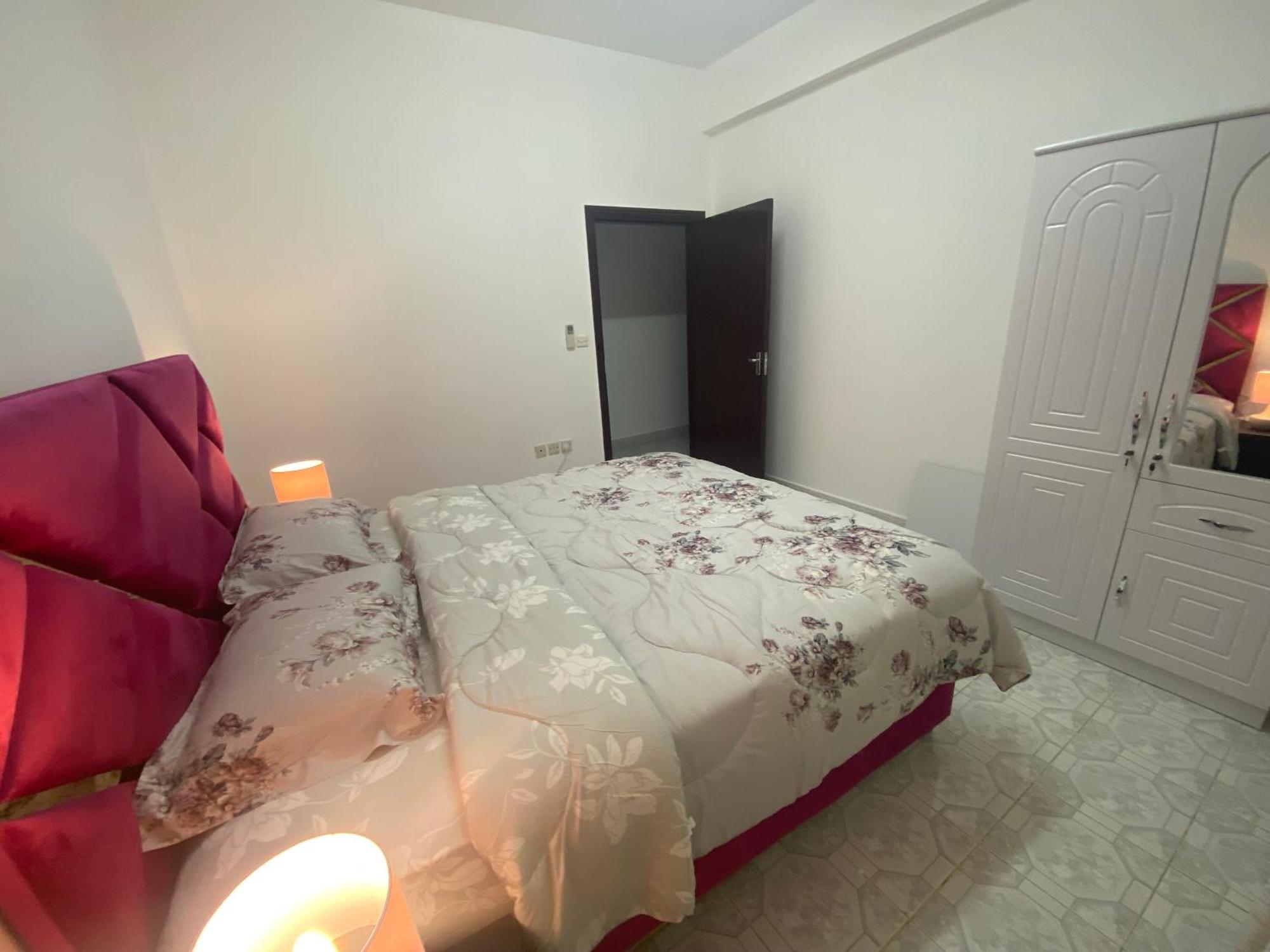 شقة Sweet 2 Bedroom Family